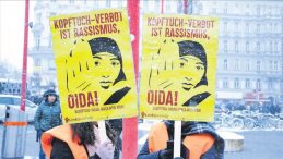 Avusturya Meclisi'nin Baş&ouml;rt&uuml;s&uuml; Kararına Tepkiler Yağdı