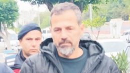 Babasını &Ouml;ld&uuml;rd&uuml;, Yengesini Yaraladı