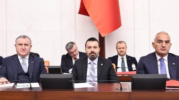 Bakan Bak: 1 milyon &ouml;ğrencimizi yurtlarımızda ağırlıyoruz