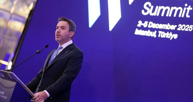 Bakan Bayraktar: Orta Asya'dan T&uuml;rkiye'ye gaz akışı i&ccedil;in somut adım