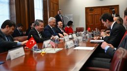 Bakan Bolat'tan ABD'de 100 Milyar Dolarlık Toplantı