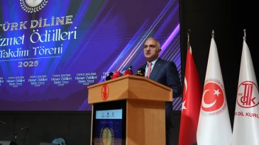 Bakan Ersoy: T&uuml;rk&ccedil;eye hizmet, kıymeti &ouml;l&ccedil;&uuml;lemeyen bir emektir