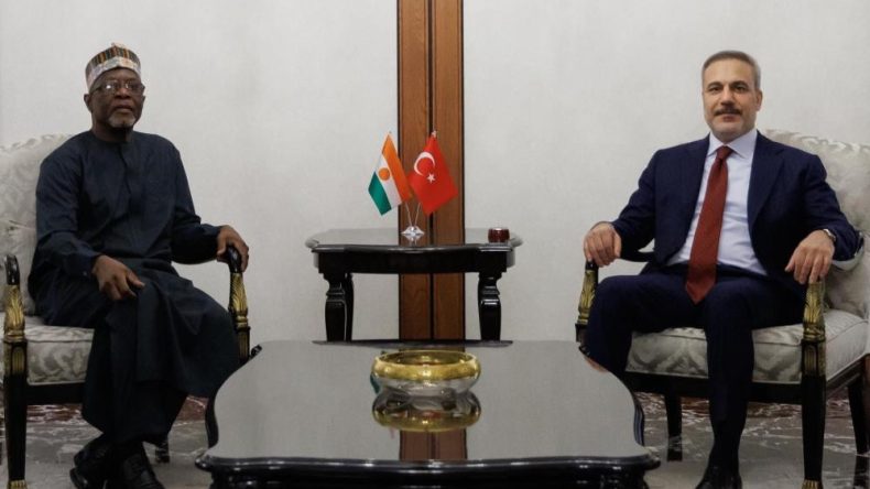 Bakan Fidan, Nijerli Mevkidaşı Sangare ile G&ouml;r&uuml;şt&uuml;