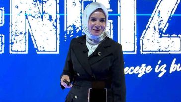 Bakan G&ouml;ktaş: Ailenize, milli kimliğinize, inan&ccedil; k&ouml;klerinize sıkı sıkı sarılın