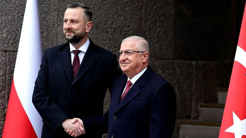 Bakan Güler, Polonyalı Mevkidaşı ile Bir Araya Geldi