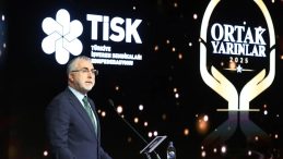Bakan Işıkhan'dan asgari ücret zammı öncesi kritik mesaj
