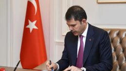 Bakan Kurum a&ccedil;ıkladı: Yıl bitmeden 453 bin konuttan fazlasını teslim edeceğiz