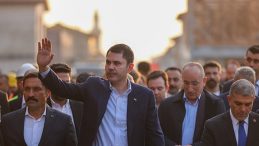 Bakan Kurum, Hatay'da Afet Konutlarını İnceledi