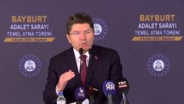 Bakan Tunç: Tuzaklara karşı uyanık olmaya devam edeceğiz