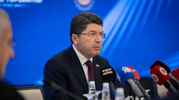 Bakan Tun&ccedil;'tan Yasa Dışı Bahis A&ccedil;ıklaması: Cezaların Artırılması İ&ccedil;in Mevzuat &Ccedil;alışmaları Başlatıldı