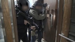 Bakan Yerlikaya Duyurdu! 65 İlde Narkotik Operasyonu: 768 Ş&uuml;pheli Yakalandı