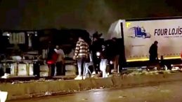 Başakşehir'de Beton Mikserinin Karıştığı Zincirleme Kazada 5 Ara&ccedil; Birbiriyle &Ccedil;arpıştı: 2 &Ouml;l&uuml;, 6 Yaralı