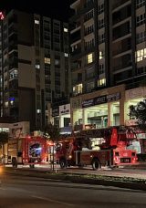 Başakşehir'deki Restoran Yangını: Mahsur Kalanlar İtfaiye Tarafından Kurtarıldı!