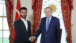 Başkan Erdoğan, Filistinli Y&ouml;netmen Adra'yı Ağırladı