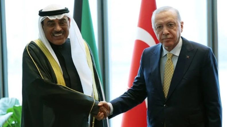 Başkan Erdoğan, Kuveyt Veliaht Prensiyle G&ouml;r&uuml;şt&uuml;