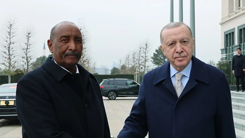 Başkan Erdoğan, Sudan Egemenlik Konseyi Başkanı El Burhan&rsquo;ı Resmi T&ouml;renle Ağırladı!