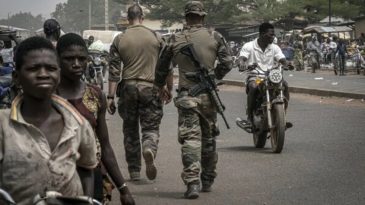 Benin'deki Darbe Girişimi Engellendi