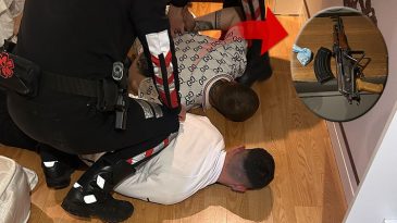 Beşiktaş'ta Otel Odasına Yapılan Baskında Kalaşnikof Ele Ge&ccedil;irildi