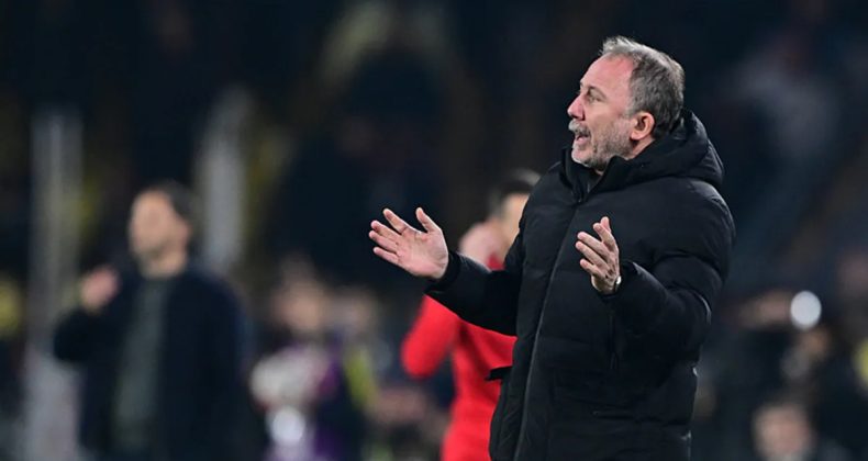 Beşiktaş&rsquo;ta Ayrılık İddialarına Cevap: &lsquo;Sorun Yaşamam M&uuml;mk&uuml;n Değil&rsquo;