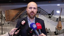 Bilal Erdoğan: &Ccedil;ocukların erken yaşlardan itibaren T&uuml;rk m&uuml;ziğine aşina olmasını hedefliyoruz