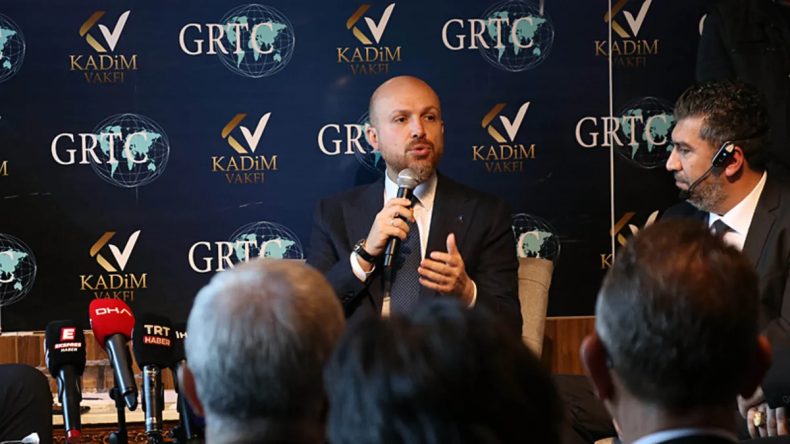 Bilal Erdoğan, K&uuml;tahya'da "Sivil Toplum Kuruluşlarının Rol&uuml;" Panelinde Bir Konuşma Ger&ccedil;ekleştirdi