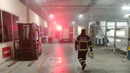 Bilecik&rsquo;te Tekstil Fabrikasında Yangın: 3 İş&ccedil;i Dumandan Etkilendi!