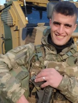 Bing&ouml;ll&uuml; Uzman &Ccedil;avuş Taner Arı, G&ouml;zyaşlarıyla Uğurlandı