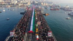 On Binler 1 Ocak'ta Gazze İ&ccedil;in Galata K&ouml;pr&uuml;s&uuml;'nde Buluşacak: Sinmiyoruz, Susmuyoruz, Filistin'i Unutmuyoruz!