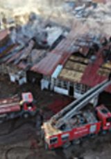 Bitlis'te Sanayi Sitesinde Korkutan Yangın