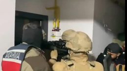 Bitlis&rsquo;te Uyuşturucu Operasyonu: 5 Tutuklama