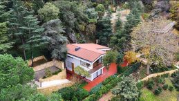 Boğaz'ın En Kıymetli Noktalarından Birinde: Adnan Oktar'ın Eski Villası Restorasyon Sonrası Ortaya &Ccedil;ıktı