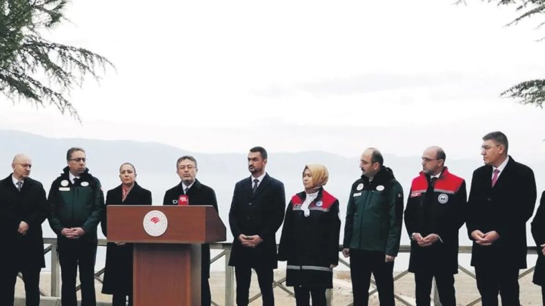 Burdur G&ouml;l&uuml; i&ccedil;in 5 Yılda 6 Milyar TL'lik Proje