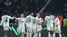CANLI | S&uuml;per Lig'de Beşiktaş – Rizespor Karşılaşması!
