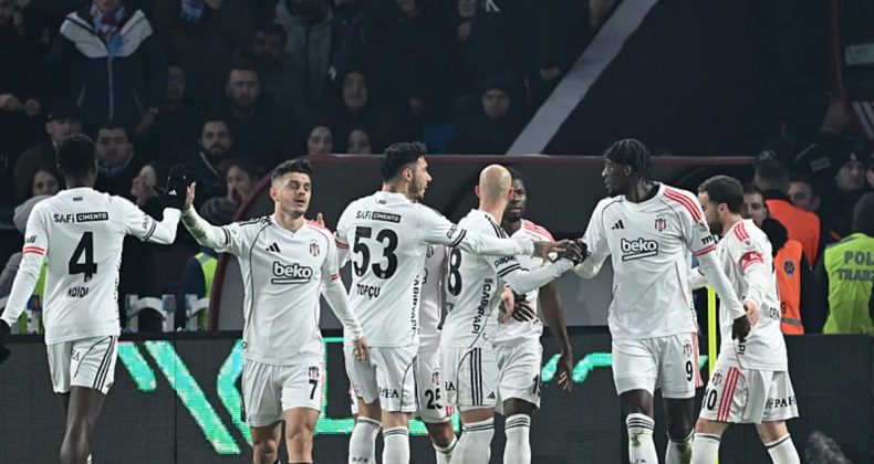 CANLI | S&uuml;per Lig'de Beşiktaş – Rizespor Karşılaşması!