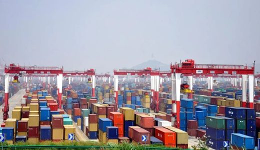 Çin'in Ticaret Fazlası İlk Defa 1 Trilyon Doları Aştı