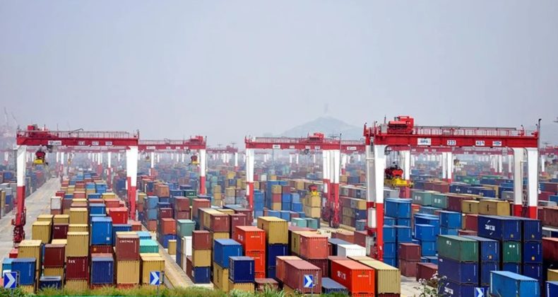 &Ccedil;in'in Ticaret Fazlası İlk Defa 1 Trilyon Doları Aştı