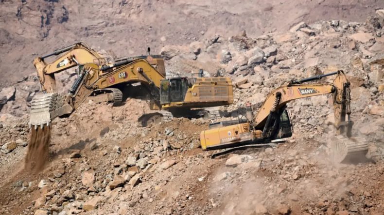 &Ccedil;in'de K&ouml;m&uuml;r Madeni Patlaması: 4 İş&ccedil;i Hayatını Kaybetti