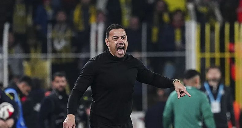 &Ccedil;ağdaş Atan&rsquo;dan Fenerbah&ccedil;e ma&ccedil;ı sonrası VAR tepkisi!