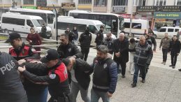 &Ccedil;orum Merkezli Dolandırıcılık Operasyonu: 7 Şahıs Tutuklandı