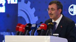 Cevdet Yılmaz'dan &ouml;rt&uuml;l&uuml; &ouml;denek a&ccedil;ıklaması: Abartılı, &ccedil;ok y&uuml;ksek bir harcama s&ouml;z konusu değil