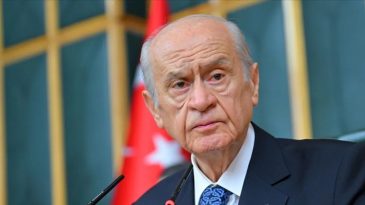 CHP &Uuml;&ccedil; Temel Alanda Zorluklarla Karşılaşıyor: S&ouml;ğ&uuml;t&ouml;z&uuml;, Sara&ccedil;hane ve Silivri