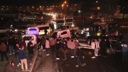 Cizre&rsquo;deki vin&ccedil; kazasının g&ouml;r&uuml;nt&uuml;leri ortaya &ccedil;ıktı! Şof&ouml;r kaza &ouml;ncesi ara&ccedil;tan atlamış