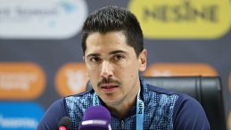 Corendon Alanyaspor Yardımcı Antrenörü Pedro Guerreiro: "Bir puanı hak ettiğimizi düşünüyorum"