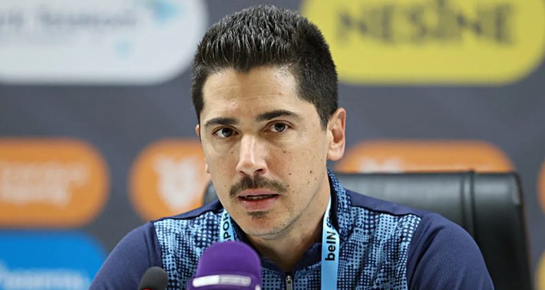 Corendon Alanyaspor Yardımcı Antrenörü Pedro Guerreiro: "Bir puanı hak ettiğimizi düşünüyorum"