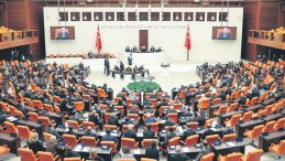 Cumartesi Dinlenme G&uuml;n&uuml; Olmalı