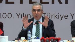 Cumhurbaşkanı Başdanışmanı U&ccedil;um: T&uuml;rkiye Y&uuml;zyılı Projesi&rsquo;ne Siyasi Parti Yaklaşımıyla Bakmıyoruz