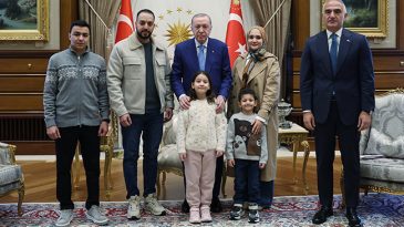 Cumhurbaşkanı Erdoğan, Gazze'de Hayatını Kaybeden Rajab'ın Ailesini Ağırladı