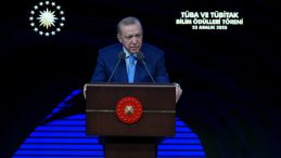 Cumhurbaşkanı Erdoğan: &Uuml;lkemiz b&ouml;lgenin veri &uuml;ss&uuml; konumuna gelecek