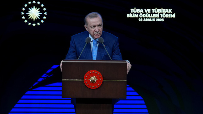 Cumhurbaşkanı Erdoğan: &Uuml;lkemiz b&ouml;lgenin veri &uuml;ss&uuml; konumuna gelecek