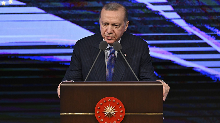 Cumhurbaşkanı Erdoğan'dan 2026 Yılı B&uuml;t&ccedil;esi İ&ccedil;in &lsquo;Hayırlı Olsun&rsquo; Mesajı